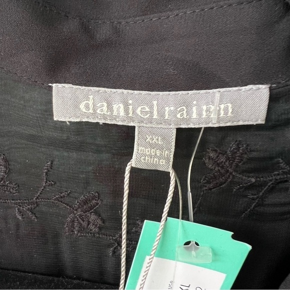 Stitch Fix Goth Black Lissa Embroidered Chiffon Button Front Blouse SIZE XXL NWT - Picture 2 of 8